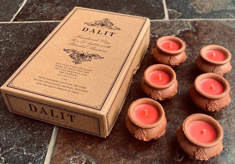 Handmade Terracotta Tea Light Candle - Megah - Rose Scented